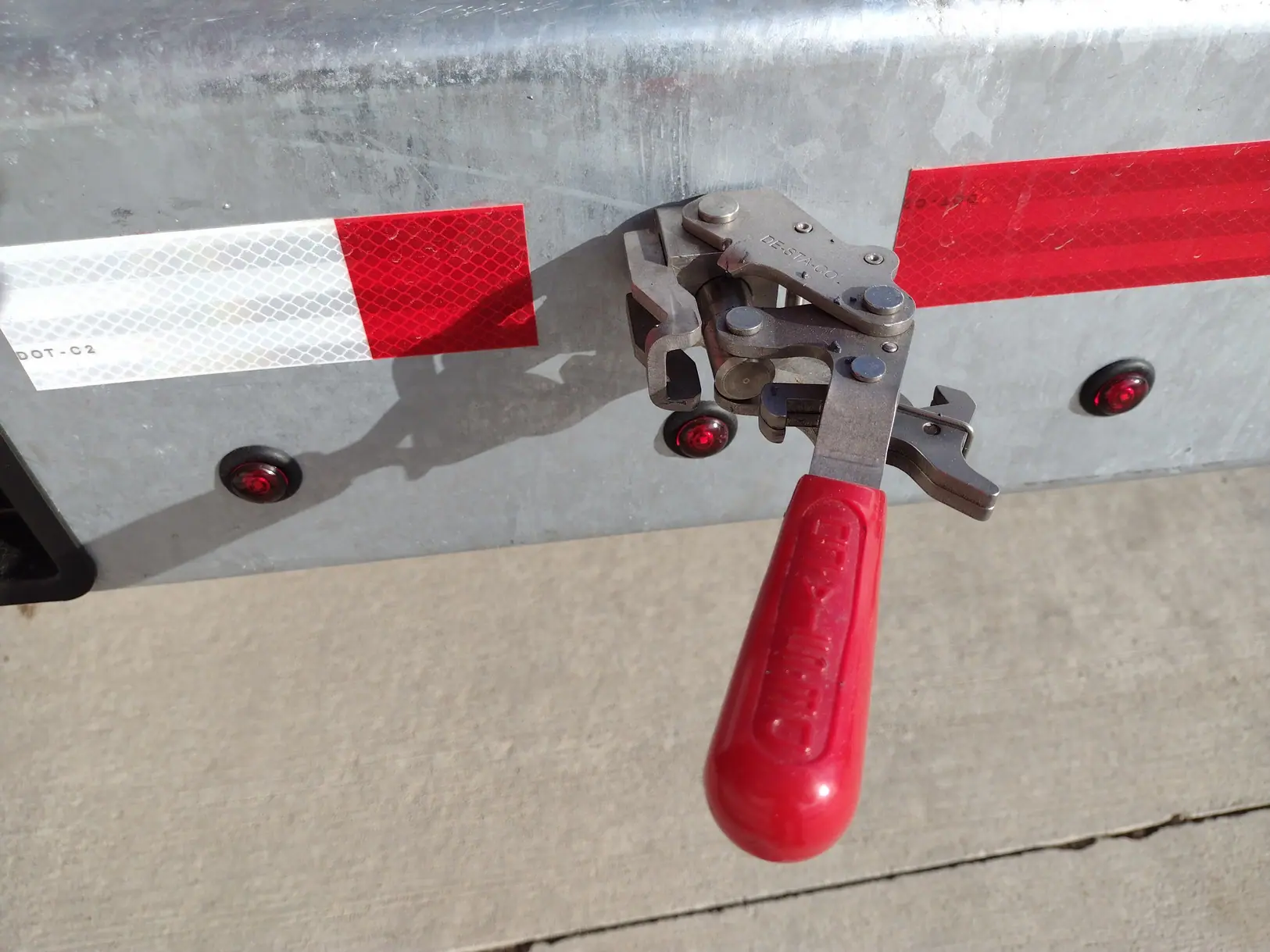 Single Reel Turret Trailer - Sauber Mfg. Co.